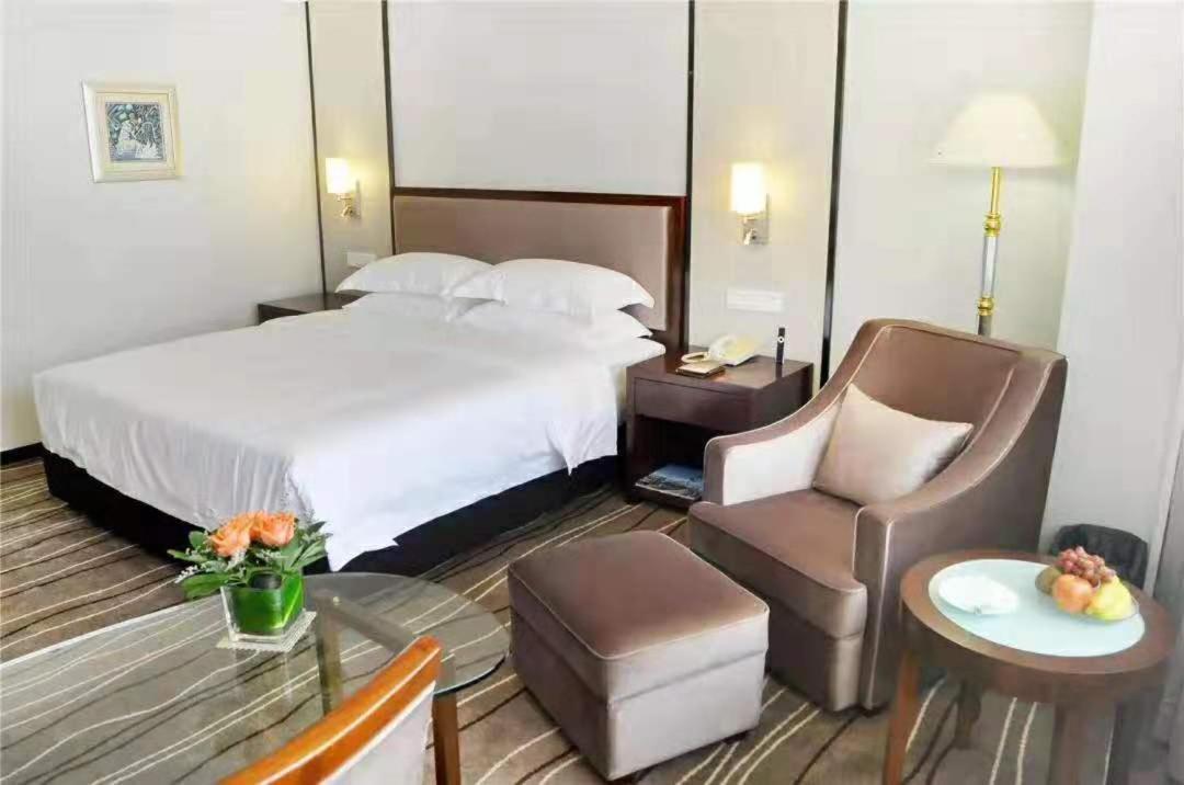 Zhongshan International Hotel Esterno foto